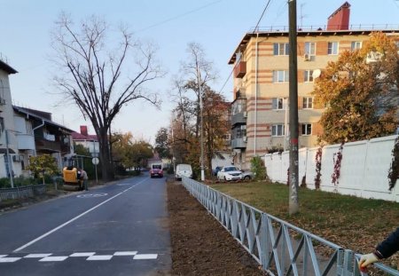На улице Юннатов уложили новый асфальт