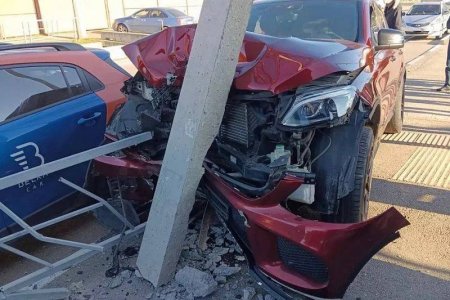 Двое детей пострадали в жесткой аварии в Сочи