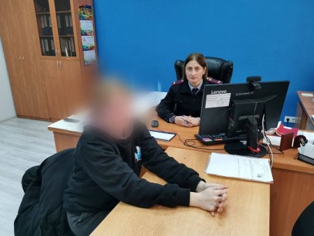 Две школьницы в Анапе хотели сходить в туалет прямо на вечный огонь