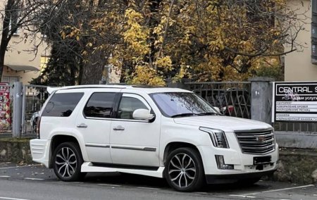 Краснодарский неплательщик алиментов лишился элитного автомобиля