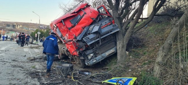 Страшное ДТП в Анапе с грузовым автомобилем Scania
