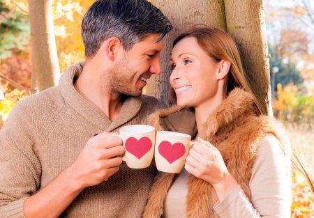 Романтика в семейной жизни реальна? Простые способы вернуть бабочек и нежность в отношениях.